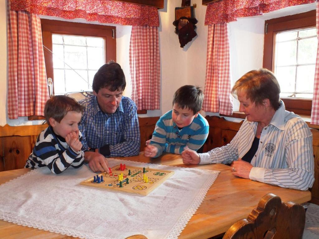 Ferienhaus "Zur Alten Schmiede" Mariahof Eksteriør billede